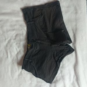 Black short